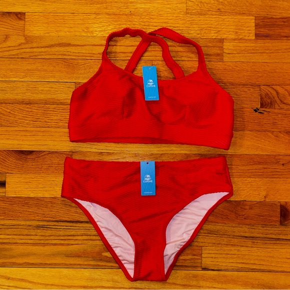 Red Textured Bikini Set - Picture 6 of 7